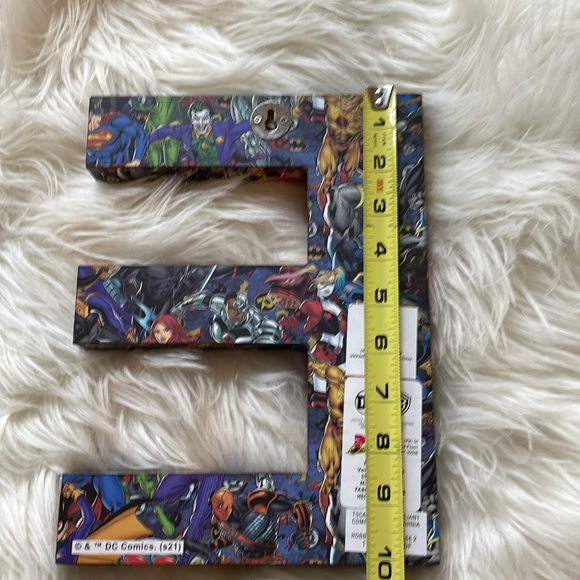 Marvel and DC Letters Wall Art/Decor Letters E,A,K,R - Picture 9 of 16